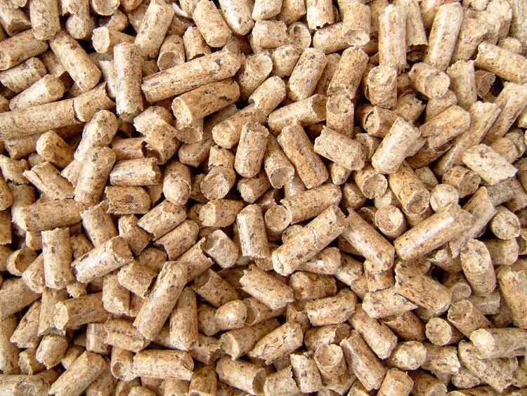 Pelety Standart A1 – Dřevěné pelety tmavé